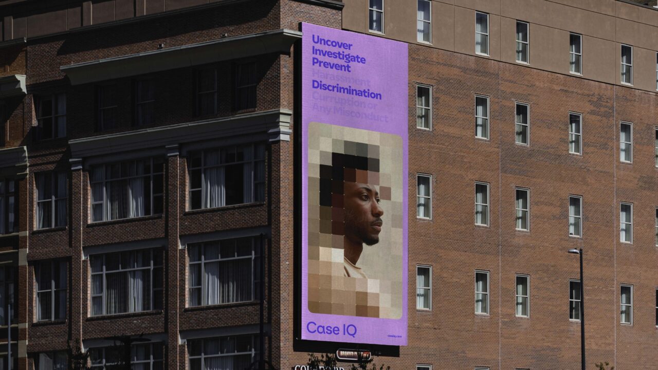 Case IQ Case Vertical Billboard